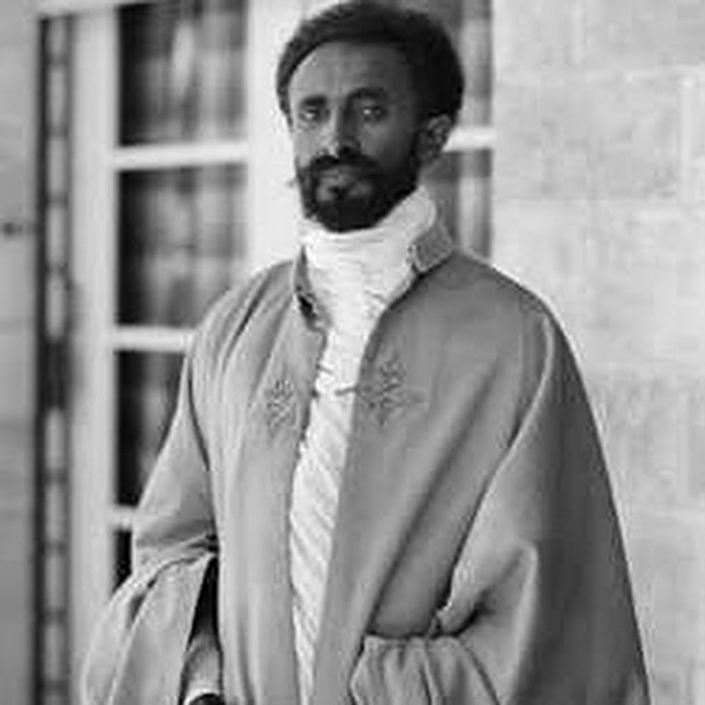 Meet your Posher, Charles